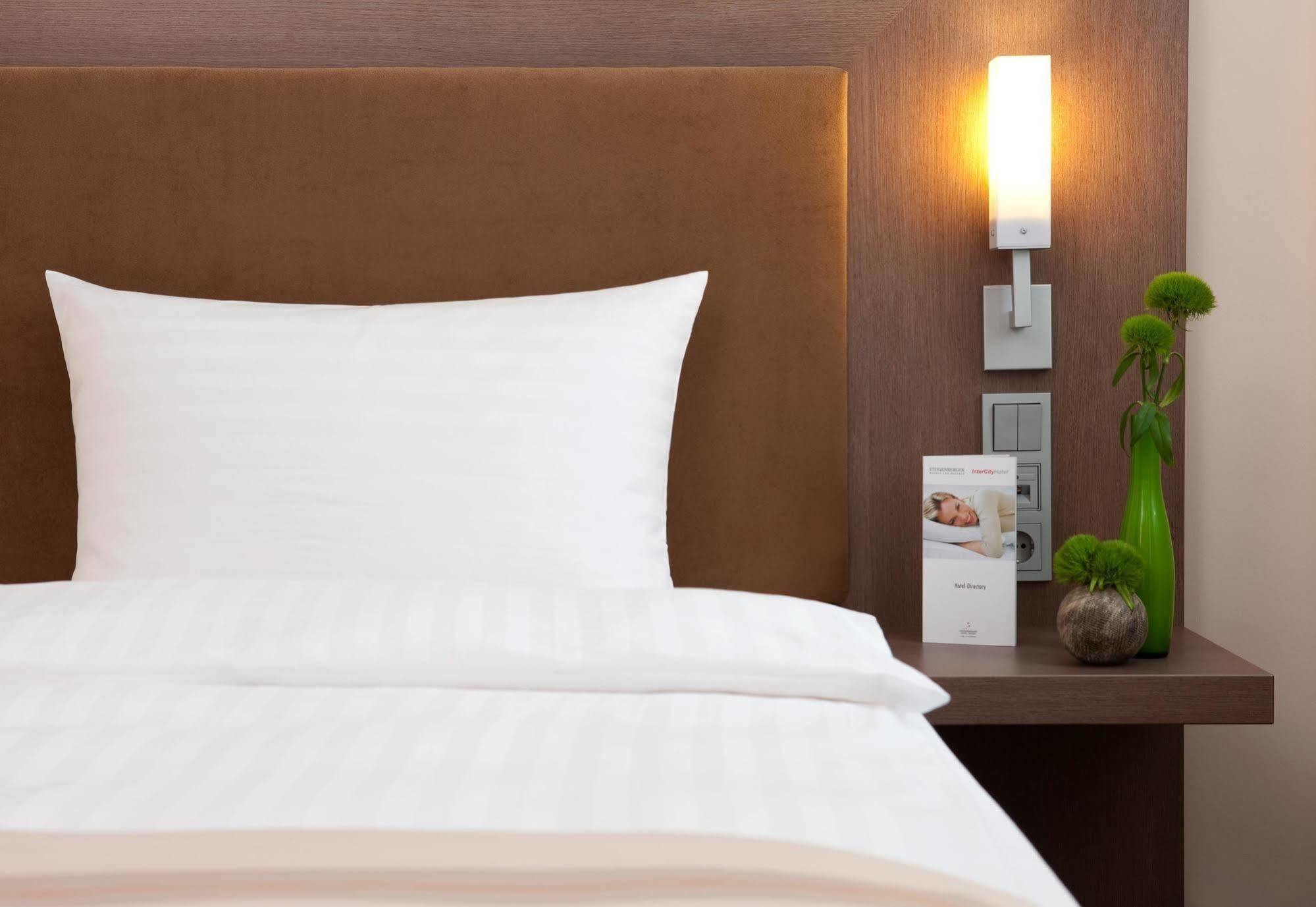 Intercityhotel Hauptbahnhof 4* Berlim